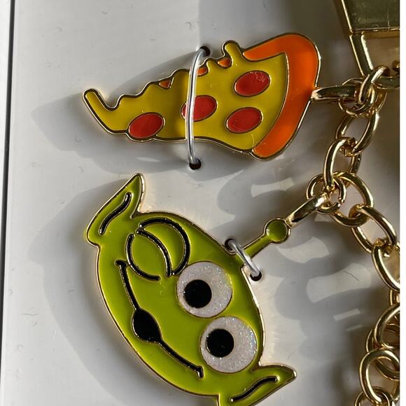 Disney Pixar BaubleBar Toy Story Alien Keychain Pizza Planet Charm Set NEW - Picture 4 of 7